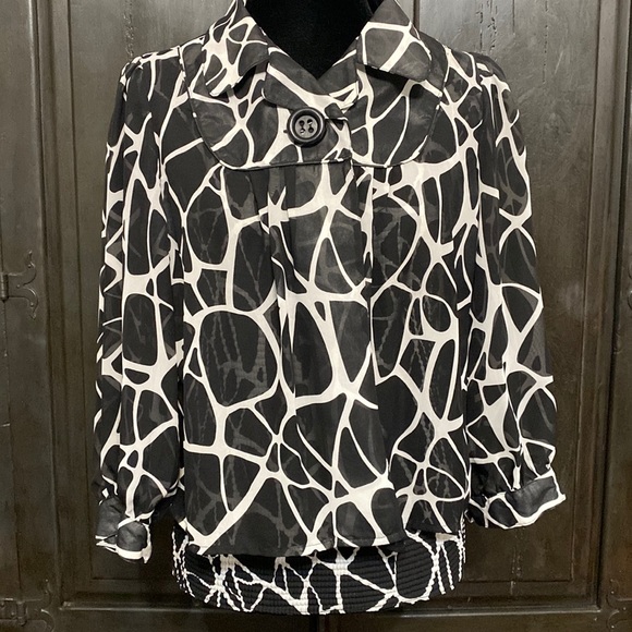 Sere Nade sheer jacket giraffe pattern black & white 1  button with tank large - Picture 1 of 14